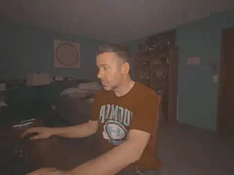 chrisw8140 online show from 06.14.26