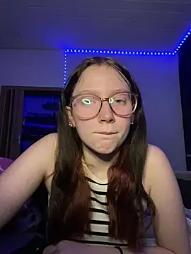 Snapshot of YoungLisaa18 chatting on 02.05.26 YoungLisaa18 online show from 02.05.26