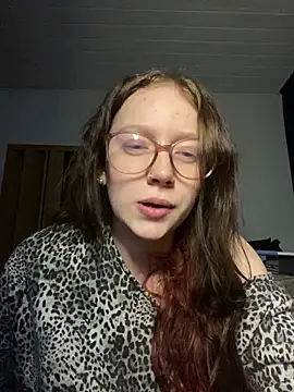 Snapshot of YoungLisaa18 chatting on 02.09.26 YoungLisaa18 online show from 02.09.26