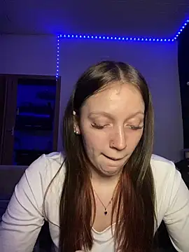 Snapshot of YoungLisaa18 chatting on 03.12.26 YoungLisaa18 online show from 03.12.26