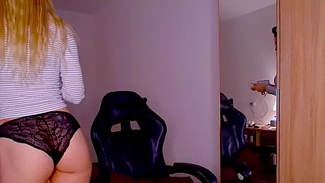 sailormoon666  online show from 01.16.26