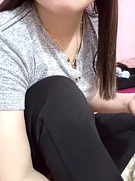 Phoebe-e online show from 03.02.26