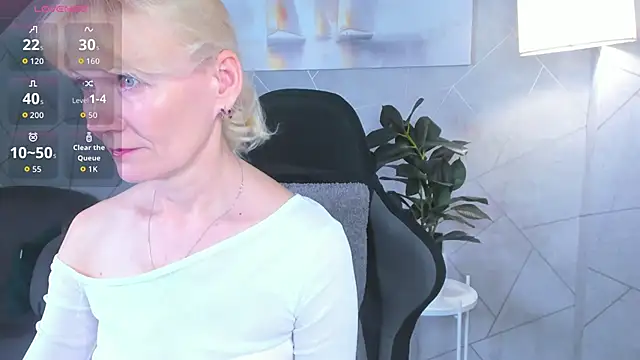 Julie Lucas online show from 05.29.26