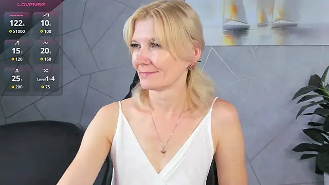 Julie Lucas online show from 07.23.26