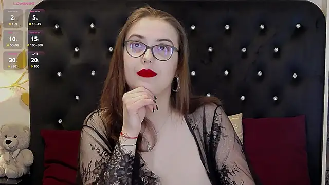 JulieAnnX online show from 05.24.26