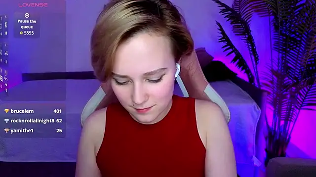 Ellie Heavenly online show from 02.01.26