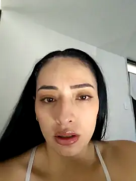 Snapshot of anny_bianchy chatting on 02.27.26 anny bianchy online show from 02.27.26