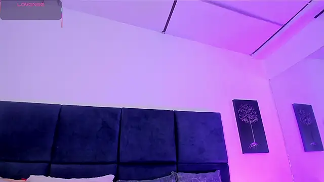 april jones05 online show from 08.07.26