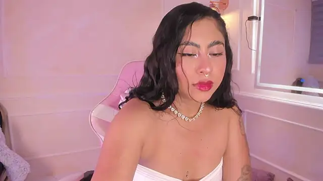 ThamaraGen  online show from 01.16.26