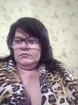 NysiOlsen online show from 04.26.26