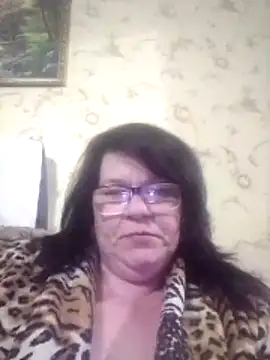NysiOlsen online show from 04.28.26