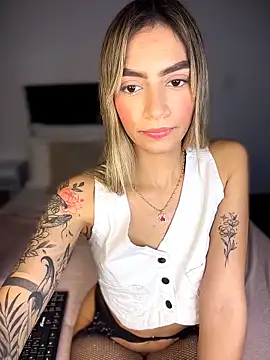 SweetTroubleXXX online show from 03.13.26