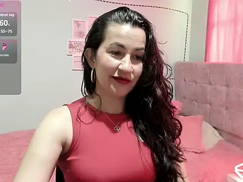 talia mystic online show from 04.18.26