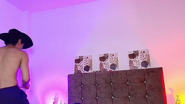 Ethan Briggs  online show from 07.20.26
