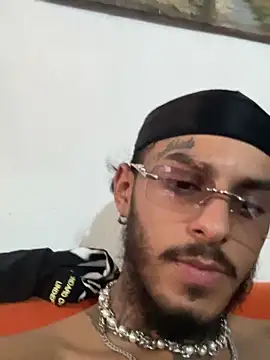 Snapshot of liyamjunior chatting on 02.19.26 liyamjunior online show from 02.19.26