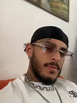 Snapshot of liyamjunior chatting on 02.20.26 liyamjunior online show from 02.20.26