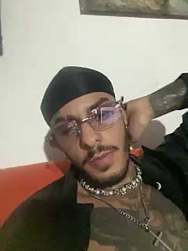 Snapshot of liyamjunior chatting on 03.07.26 liyamjunior online show from 03.07.26