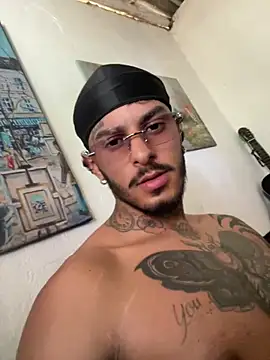 Snapshot of liyamjunior chatting on 03.16.26 liyamjunior online show from 03.16.26