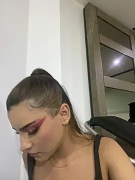 Snapshot of ivy-777 chatting on 02.14.26 ivy-777 online show from 02.14.26