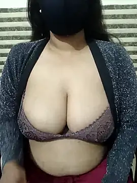 Snapshot of Sexy_risu chatting on 02.25.26 Sexy risu online show from 02.25.26