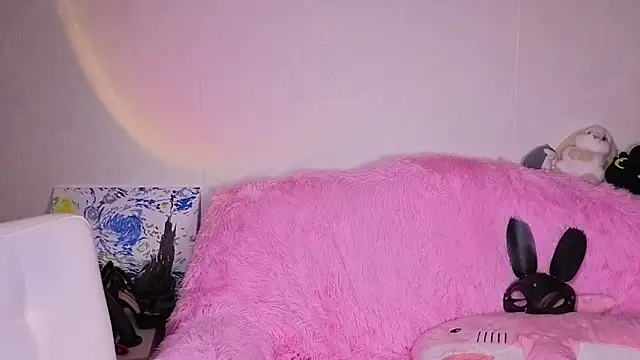 Catherine Karis online show from 04.29.26