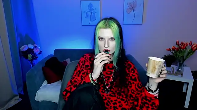 Snapshot of ToxicKittyy chatting on 01.17.26 ToxicKittyy online show from 01.17.26