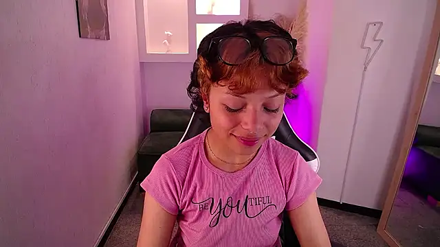 melodyy as online show from 02.25.26