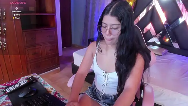 michell sweetiee online show from 03.17.26