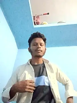 Snapshot of stylee_satheesh chatting on 01.14.26 stylee satheesh online show from 01.14.26