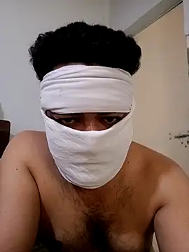 Snapshot of gujjuboysexy123 chatting on 04.12.26 gujjuboysexy123 online show from 04.12.26