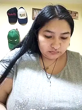 LauraHorny69 online show from 04.29.26