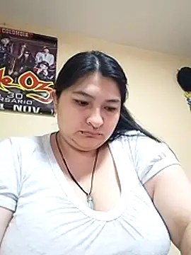 Snapshot of LauraHorny69 chatting on 06.24.26 LauraHorny69 online show from 06.24.26