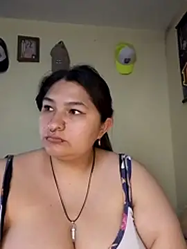 Snapshot of LauraHorny69 chatting on 06.30.26 LauraHorny69 online show from 06.30.26
