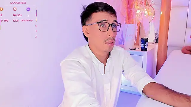 Snapshot of Mr_aronnn_ chatting on 02.07.26 Mr aronnn online show from 02.07.26