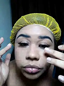 Snapshot of cami__sexy chatting on 02.25.26 cami sexy online show from 02.25.26