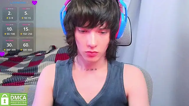 Snapshot of LeonBoykisser chatting on 07.21.26 LeonBoykisser online show from 07.21.26