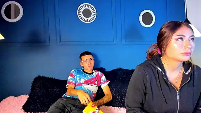 Snapshot of Iconic_souls chatting on 03.26.26 Iconic souls online show from 03.26.26