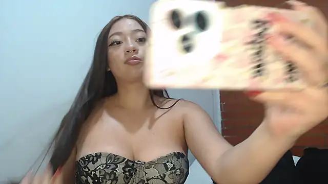 BlushiZoe online show from 04.30.26