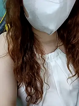 lylinhjim online show from 03.17.26