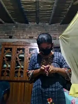 Hot Sweeti online show from 03.05.26