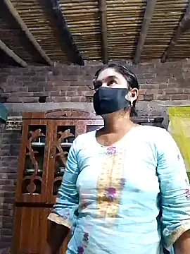 Hot Sweeti online show from 04.27.26