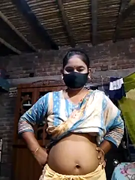 Hot Sweeti online show from 04.28.26
