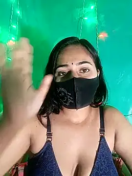 Snapshot of Red-Bird2 chatting on 03.12.26 Red-Bird2 online show from 03.12.26