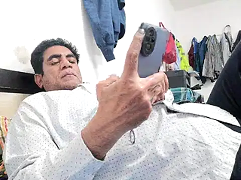 Snapshot of Aafreen999 chatting on 02.08.26 Aafreen999 online show from 02.08.26