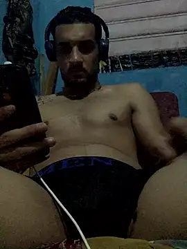 Snapshot of Wicy23 chatting on 05.27.26 Wicy23 online show from 05.27.26