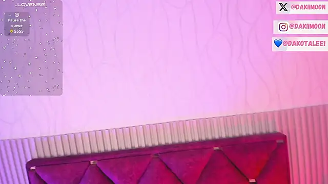 DakotaMoonn online show from 03.10.26