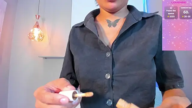 Scarlet Vixen  online show from 03.14.26