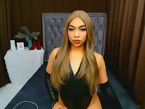 Clea Moore online show from 02.25.26