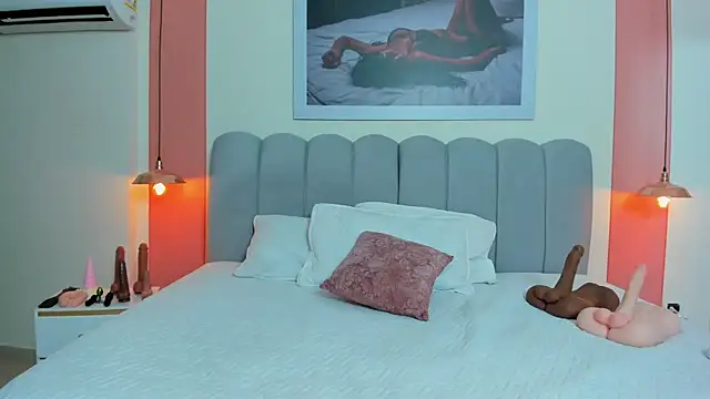 EmmaBoyd online show from 06.29.26