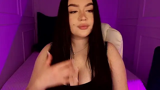 tinafox  online show from 03.09.26